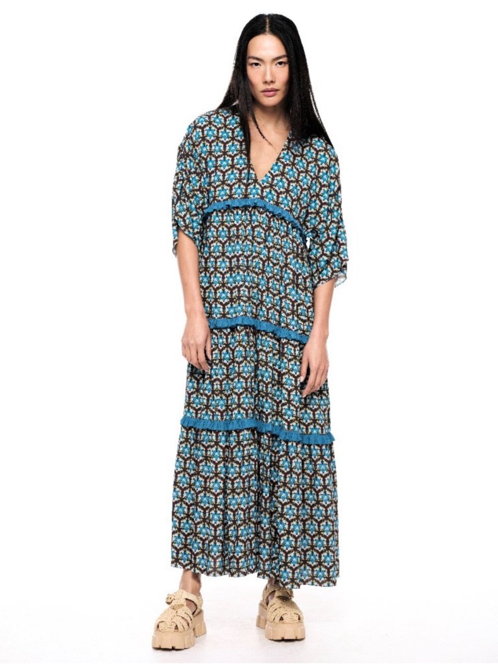 Smythe Henley Tiered Maxi dress - M